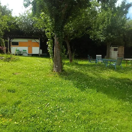 Unique 70s Caravan, Calm And Relaxed * Les Cresnays